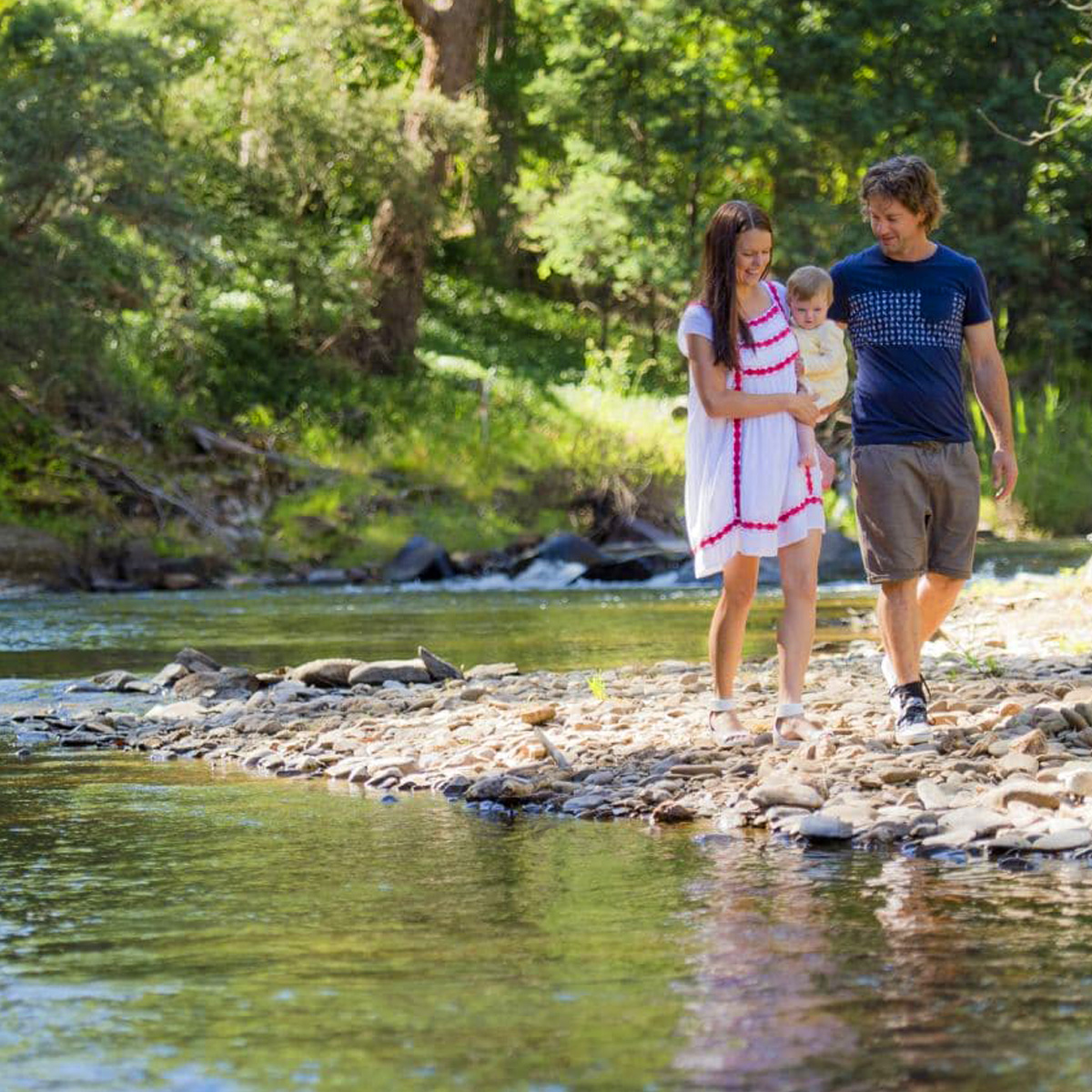 Bright Valley Holiday Park, BIG4, Porepunkah Ovens River, Summer